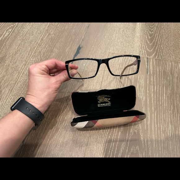 Burberry glasses - Picture 3 of 6